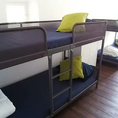 Hostel Theorynomad Al *