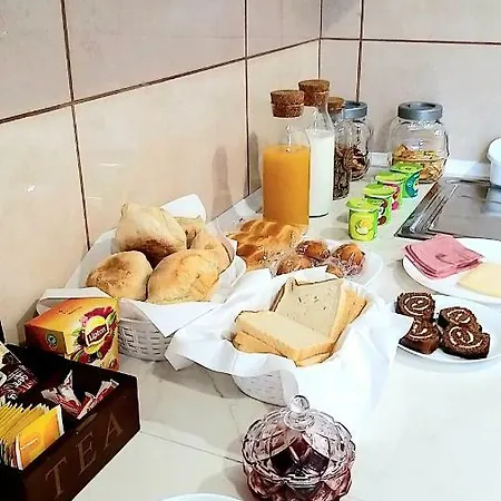 Theorynomad Al Hostel *